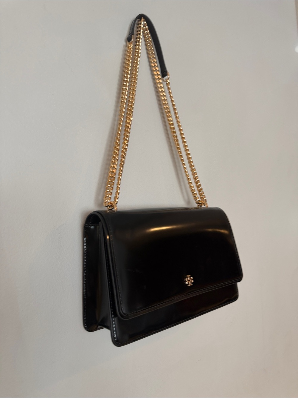 Tory Burch Black Patent Leather Crossbody with Gold Chain - Picture 6 of 7